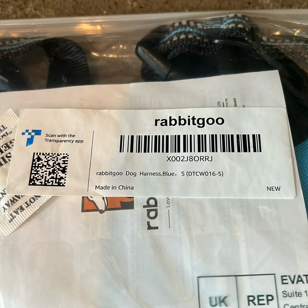 NWT Rabbitgoo dog harness blue.size small, adjustable and reflective